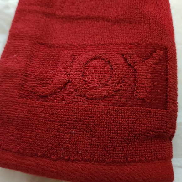 Sophia JOY Set of 2 Hand Towels Red 100% Cotton - Picture 2 of 2